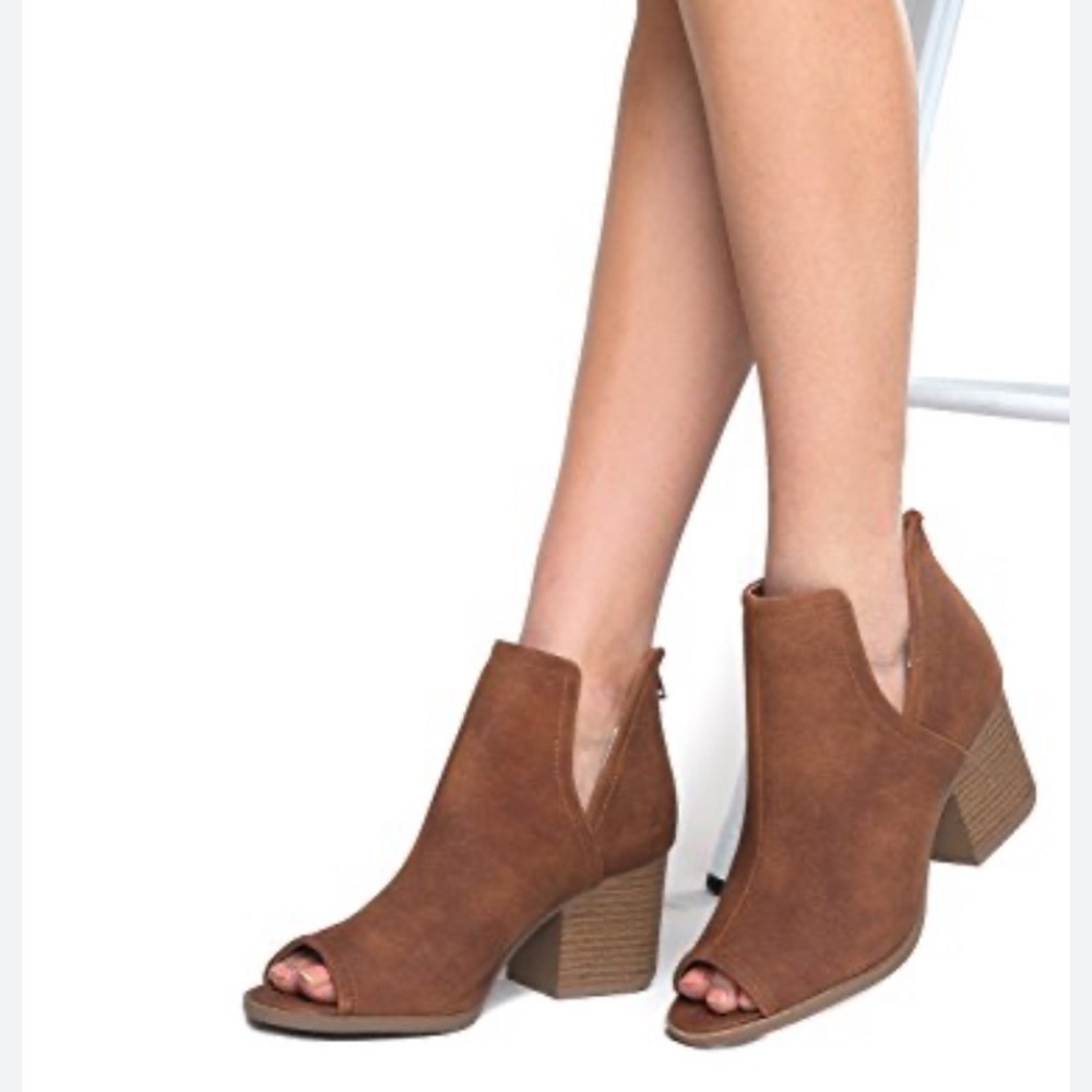 NELMA by STEVE MADDEN Beige Heeled Suede Cutout Open Toes Ankle Bootie Shoes 7M